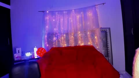 Snapshot of erikamontiel chatting on February 18, 2025, 3:53 am Erika online show from February 18, 2025, 3:53 am