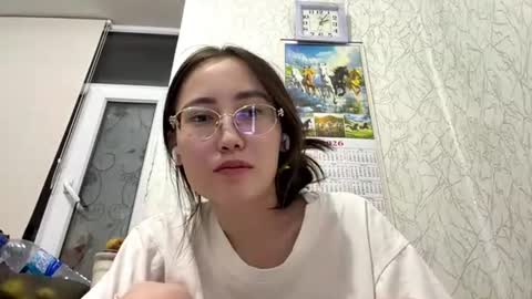 Snapshot of erinnthurmond chatting on June 15, 2026, 9:06 pm Luna online show from June 15, 2026, 9:06 pm