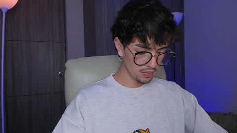 Snapshot of erisleon chatting on February 4, 2026, 11:05 am online show from February 4, 2026, 11:05 am