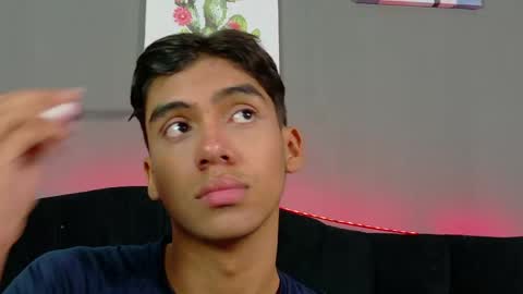Snapshot of eros_lux1 chatting on May 25, 2026, 12:22 pm Eros Lux1 online show from May 25, 2026, 12:22 pm
