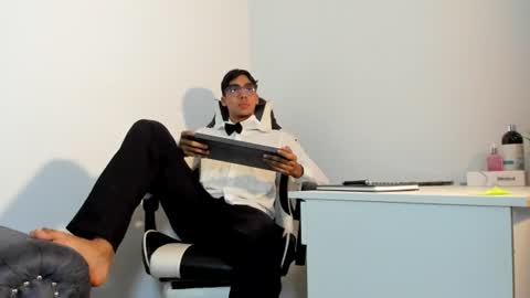 Snapshot of eros_lux1 chatting on June 20, 2026, 12:52 pm Eros Lux1 online show from June 20, 2026, 12:52 pm