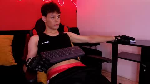 Eros online show from May 31, 2026, 3:36 am