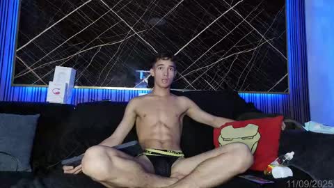 Snapshot of eroseliam chatting on September 11, 2025, 7:47 pm EROS ELIAM online show from September 11, 2025, 7:47 pm