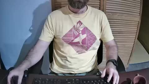 Eroskatt online show from October 12, 2025, 1:04 am