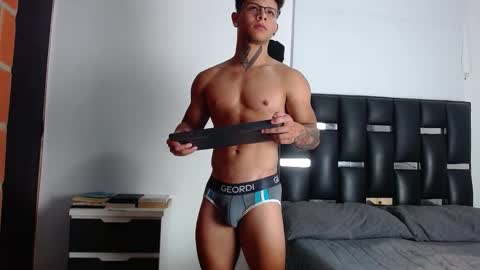 Eros online show from November 4, 2025, 5:12 pm