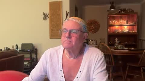 eros online show from January 25, 2025, 1:43 am