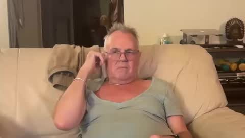 eros online show from October 19, 2025, 1:39 am