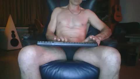 Snapshot of erostja557 chatting on April 17, 2026, 1:41 am erostja557 online show from April 17, 2026, 1:41 am