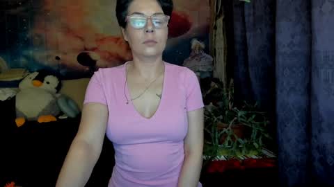 Snapshot of erotic_dessire chatting on January 17, 2025, 6:33 pm Eve online show from January 17, 2025, 6:33 pm