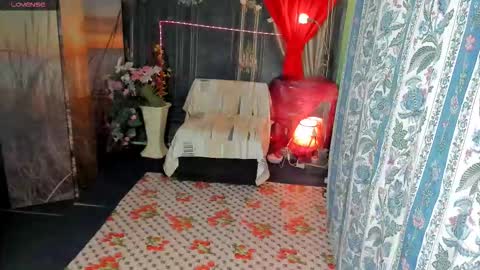 Snapshot of erotic_dessire chatting on September 17, 2025, 5:58 pm Eve online show from September 17, 2025, 5:58 pm