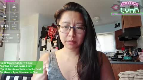 Lynn   online show from September 19, 2025, 8:09 pm