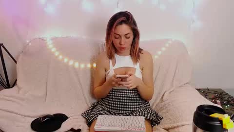 Snapshot of eroticgiftxxx chatting on February 4, 2025, 5:01 pm LylaXXX online show from February 4, 2025, 5:01 pm