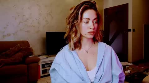 Snapshot of eroticgiftxxx chatting on February 28, 2025, 12:31 pm LylaXXX online show from February 28, 2025, 12:31 pm