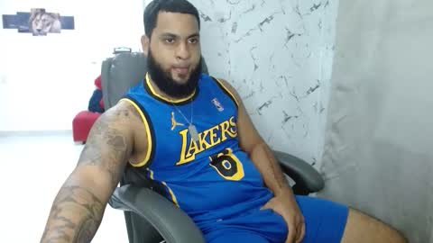 Eroticoblack online show from March 8, 2026, 3:32 am