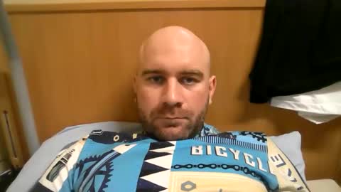 Snapshot of esenuzet69 chatting on March 29, 2026, 6:19 pm Esenuzet69 online show from March 29, 2026, 6:19 pm