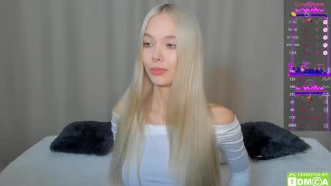 Megan and Brad online show from November 25, 2025, 5:40 am