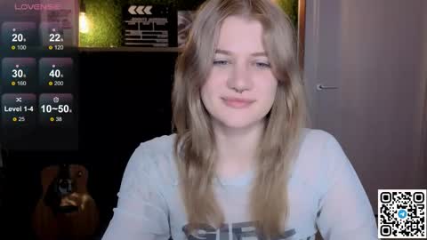 EshleGreen online show from May 25, 2026, 10:49 pm