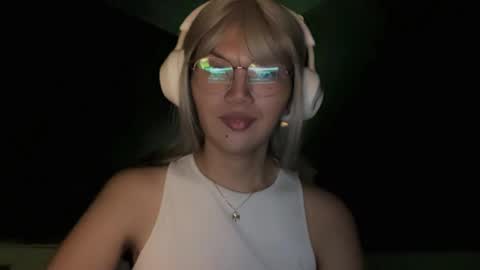 Chelliane online show from December 5, 2025, 5:38 am