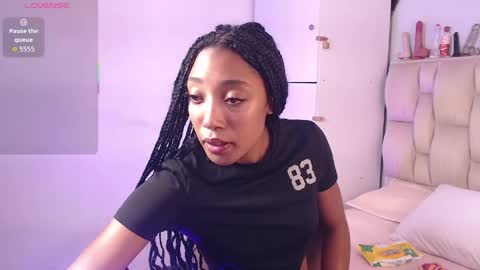 Snapshot of esmeralda_bk chatting on May 4, 2026, 10:28 pm esmeralda_bk online show from May 4, 2026, 10:28 pm