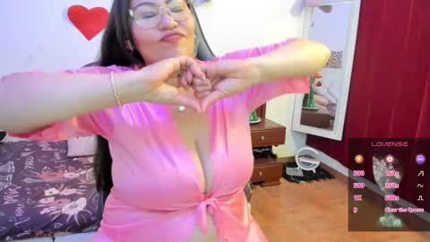 Snapshot of esmeralda_milf1 chatting on February 27, 2026, 8:09 pm esme online show from February 27, 2026, 8:09 pm