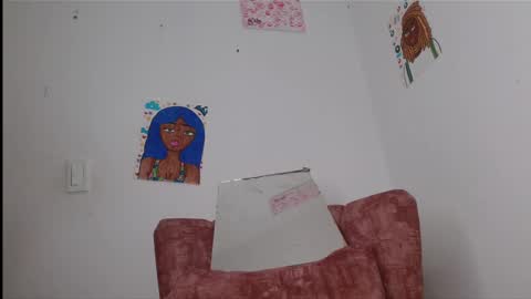 Snapshot of esmeralda_parck chatting on March 10, 2025, 7:07 pm Esmeralda parck online show from March 10, 2025, 7:07 pm