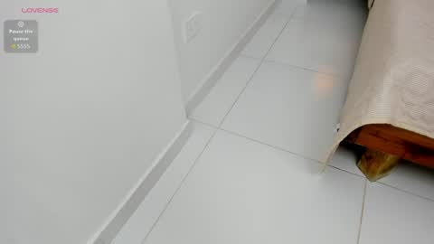 Esmeralda online show from April 12, 2026, 7:52 pm