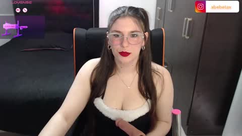 Xbebetax online show from November 3, 2025, 9:05 pm