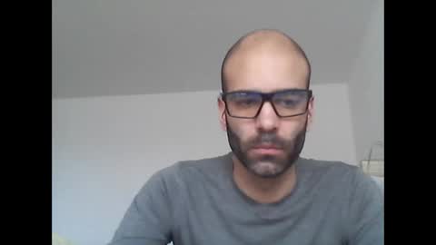 especially871850 online show from April 3, 2026, 9:51 am