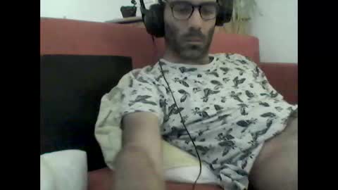especially871850 online show from June 7, 2026, 4:33 pm