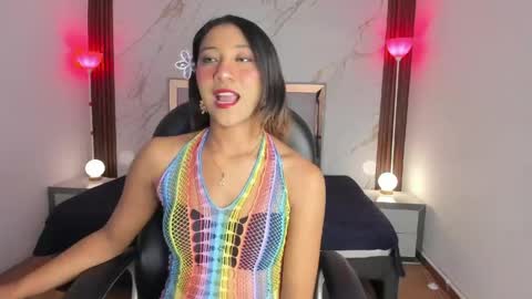Snapshot of esperanzamora chatting on April 29, 2026, 11:58 am esperanzamora online show from April 29, 2026, 11:58 am