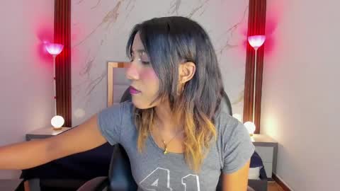 Snapshot of esperanzamora chatting on May 2, 2026, 11:48 am esperanzamora online show from May 2, 2026, 11:48 am