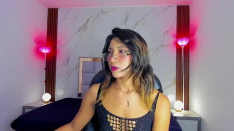 Snapshot of esperanzamora chatting on May 4, 2026, 11:50 am esperanzamora online show from May 4, 2026, 11:50 am