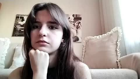 Snapshot of esperanzaskyles chatting on June 9, 2026, 5:52 am Jenny online show from June 9, 2026, 5:52 am