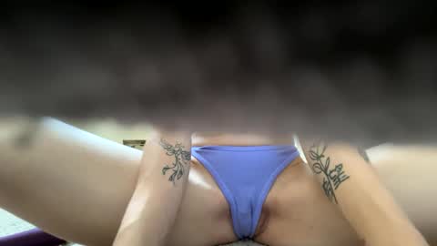 essence90210 online show from September 28, 2025, 7:08 pm