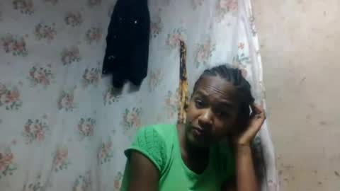 estancelee online show from July 28, 2026, 12:48 pm