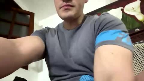 Snapshot of esteban121222 chatting on November 3, 2025, 2:46 am esteban121222 online show from November 3, 2025, 2:46 am