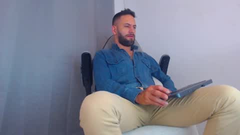 esteban online show from February 20, 2025, 1:25 am