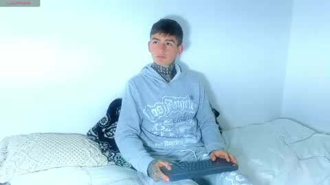 Esteban independent model online show from June 1, 2026, 12:07 pm