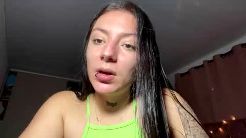 estefa1 online show from March 15, 2026, 8:15 pm