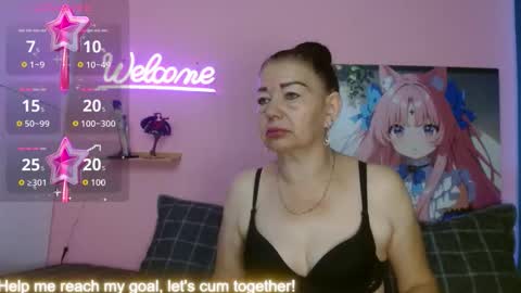 Snapshot of estefania_344 chatting on October 13, 2025, 1:44 pm estefania_344 online show from October 13, 2025, 1:44 pm