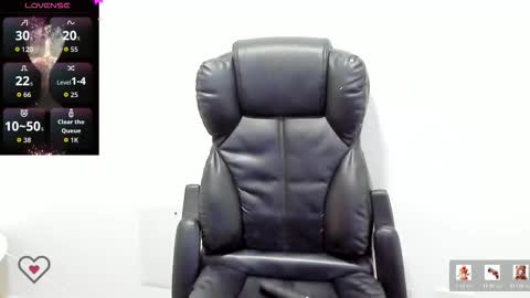 Snapshot of estefanii_r chatting on February 16, 2026, 1:18 pm Estefanii R online show from February 16, 2026, 1:18 pm