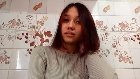 Snapshot of estellekirbo chatting on February 6, 2026, 11:13 am estellekirbo online show from February 6, 2026, 11:13 am