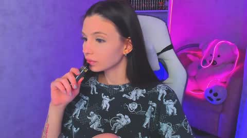 Snapshot of estercollins chatting on January 1, 2025, 11:51 pm Ester online show from January 1, 2025, 11:51 pm