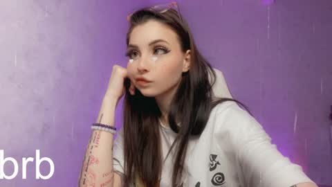 Snapshot of estercollins chatting on January 17, 2025, 11:07 pm Ester online show from January 17, 2025, 11:07 pm