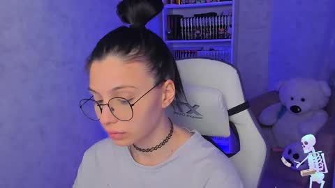 Snapshot of estercollins chatting on February 7, 2025, 2:40 am Ester online show from February 7, 2025, 2:40 am