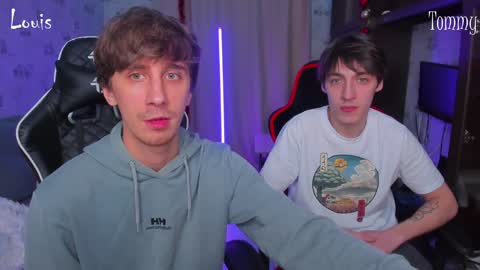 Snapshot of esthetics_boys chatting on January 17, 2025, 2:18 am LOUIS online show from January 17, 2025, 2:18 am