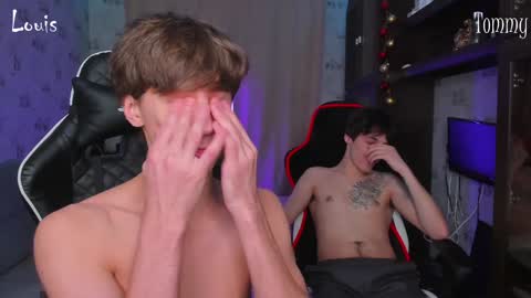 Snapshot of esthetics_boys chatting on January 19, 2025, 12:17 am LOUIS online show from January 19, 2025, 12:17 am