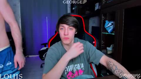 Snapshot of esthetics_boys chatting on March 10, 2025, 2:26 pm LOUIS online show from March 10, 2025, 2:26 pm