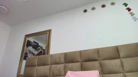 Snapshot of estrella_hanks_ chatting on January 20, 2025, 11:56 am Estrella online show from January 20, 2025, 11:56 am