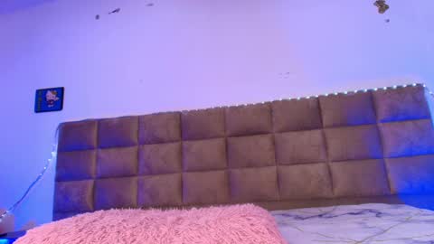 Snapshot of estrella_hanks_ chatting on September 24, 2025, 11:57 am Estrella online show from September 24, 2025, 11:57 am